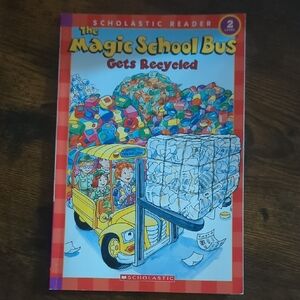3/$10 📚 Scholastic The Magic School Bus Gets Recycled